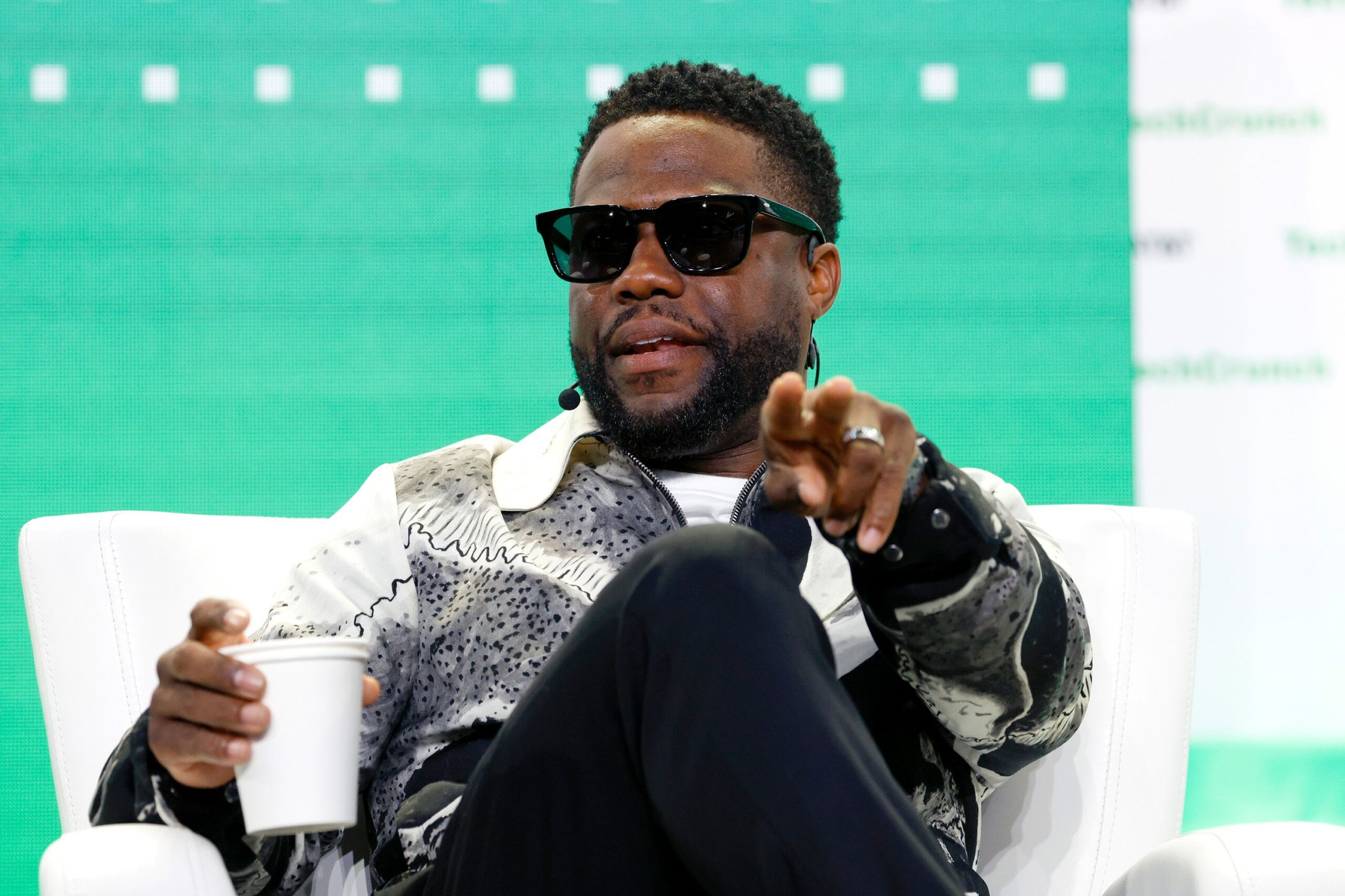 why-kevin-hart-john-legend-and-nba-stars-are-investing-in-rolex