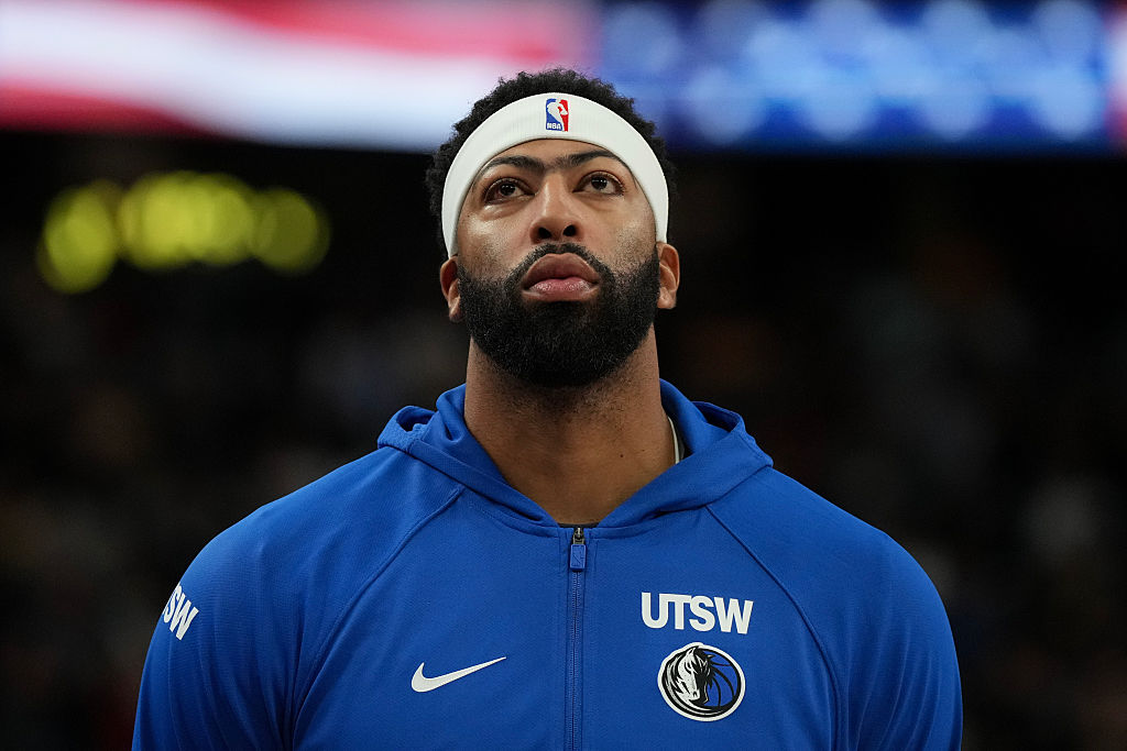 Anthony Davis Takes $8M Hit on L.A. Mega-Mansion After Wizards Move